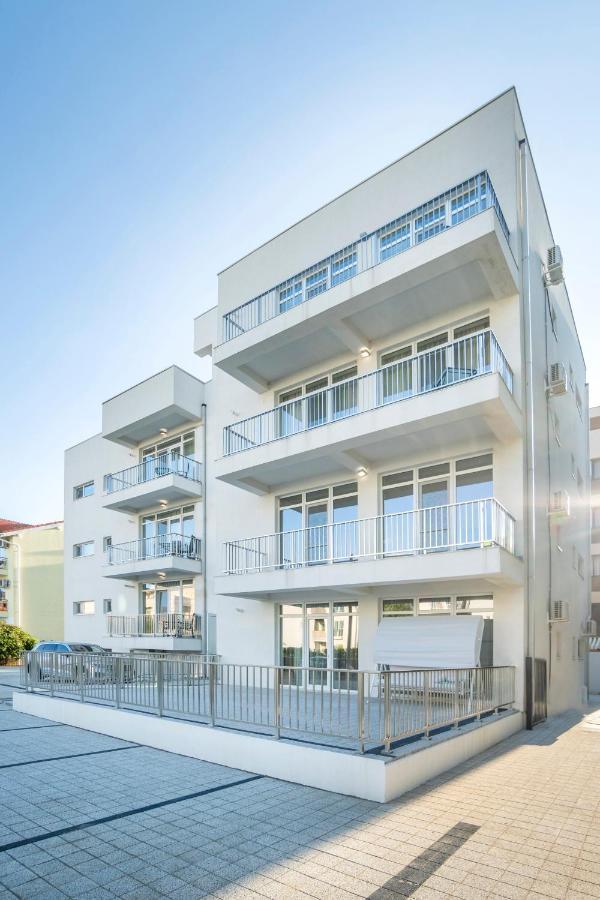 Ono Aparthotel Năvodari Екстериор снимка